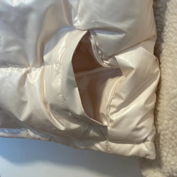 Fabletics Nelly Mixed Cozy Cream Sherpa 1/2 Zip Pullover Size Small - Picture 9 of 12